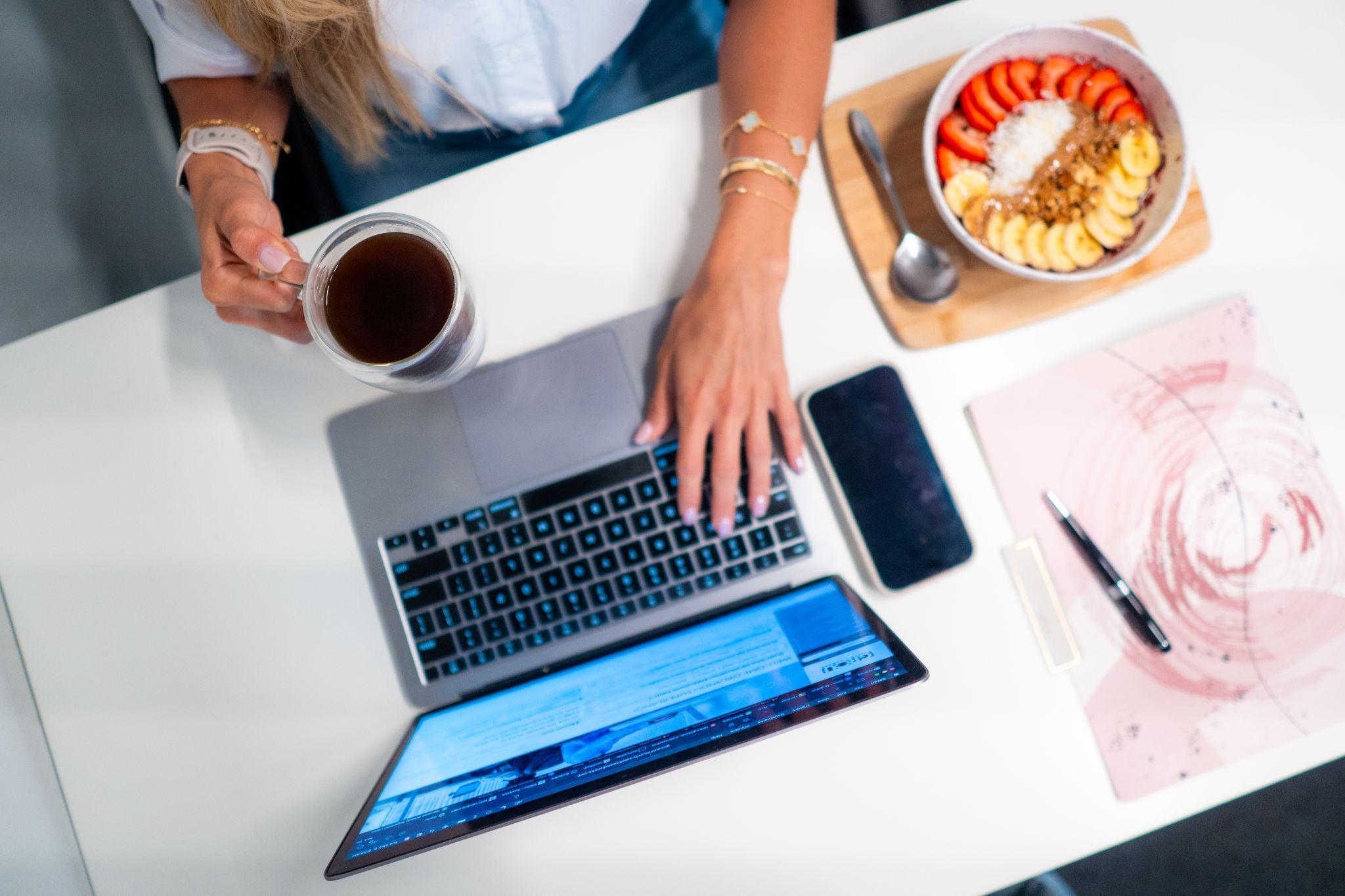 The Best Coffee Shops to Work From in Coral Gables (and Why GROU Tops the List)